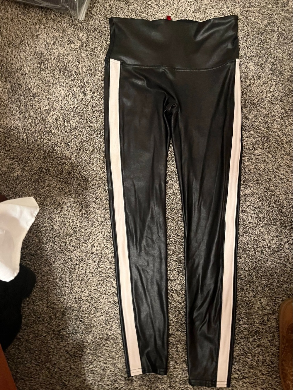 Spanx pants - Picture 2 of 4